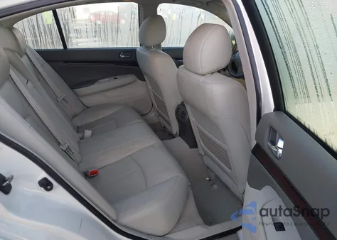 2013 Infiniti G37 Journey z USA, uszkodzony, nr VIN JN1CV6APXDM716287